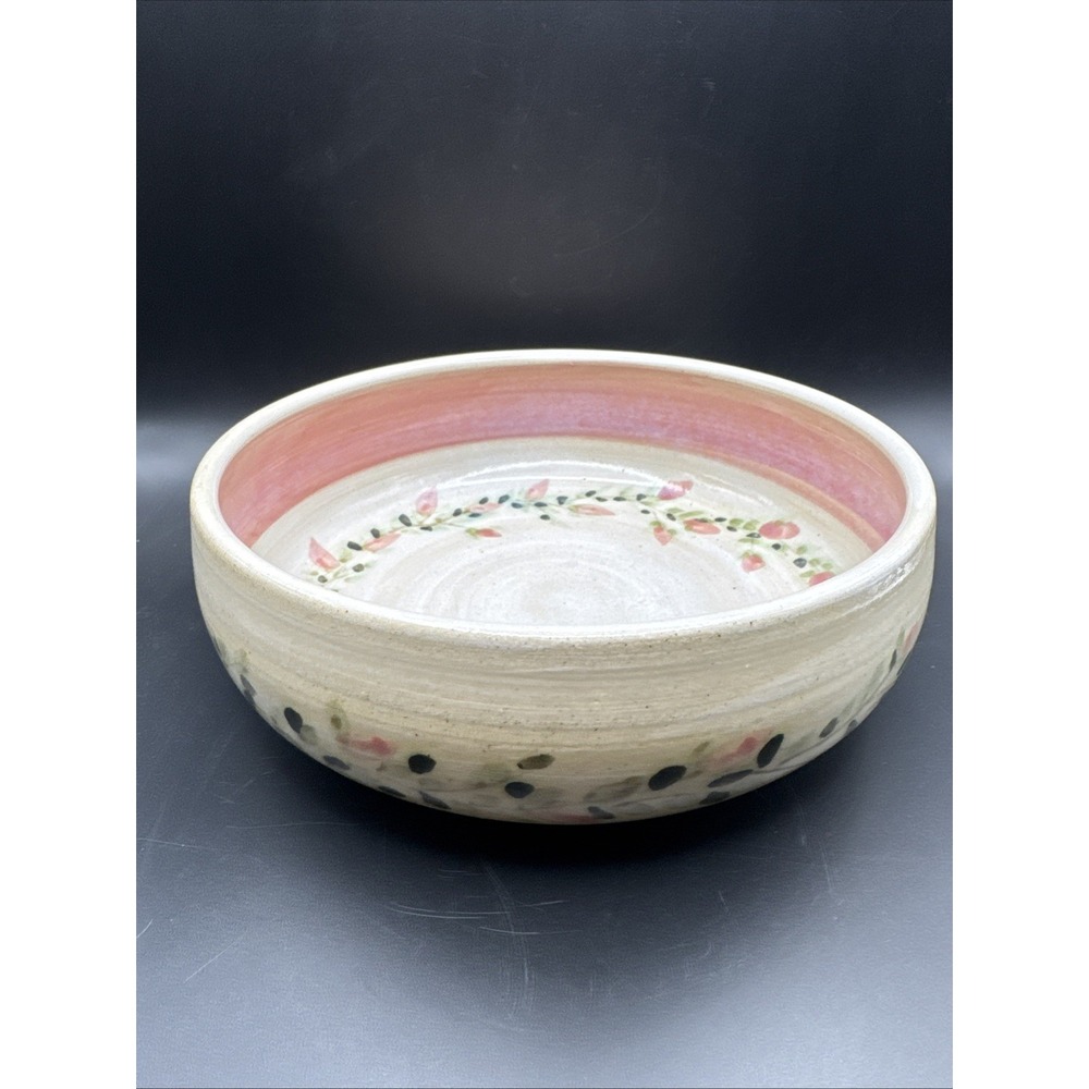 Quyle‎ Kilns Studio Art Pottery Serving Bowl Hand Painted Vine Floral Pattern 9"